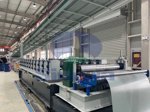 Is The PU Sandwich Panel Production Line Continuous or Discontinuous?